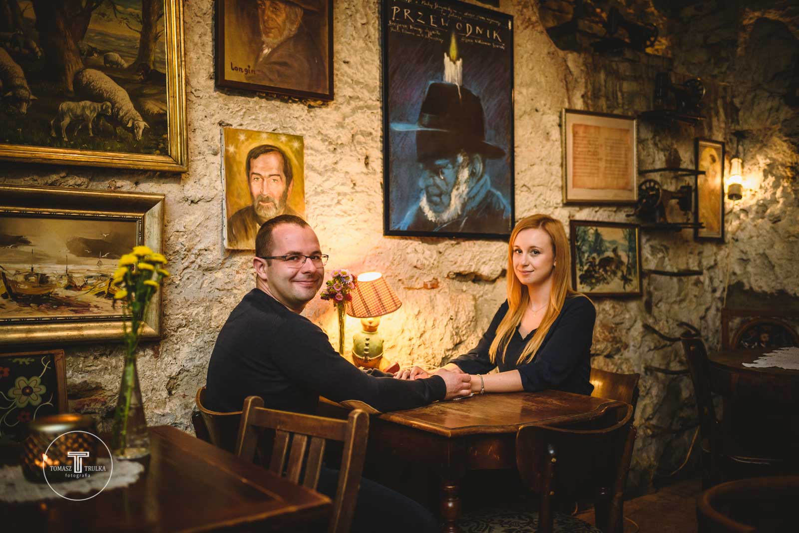 Sesja narzeczeńska w Piwnicy pod Baranami